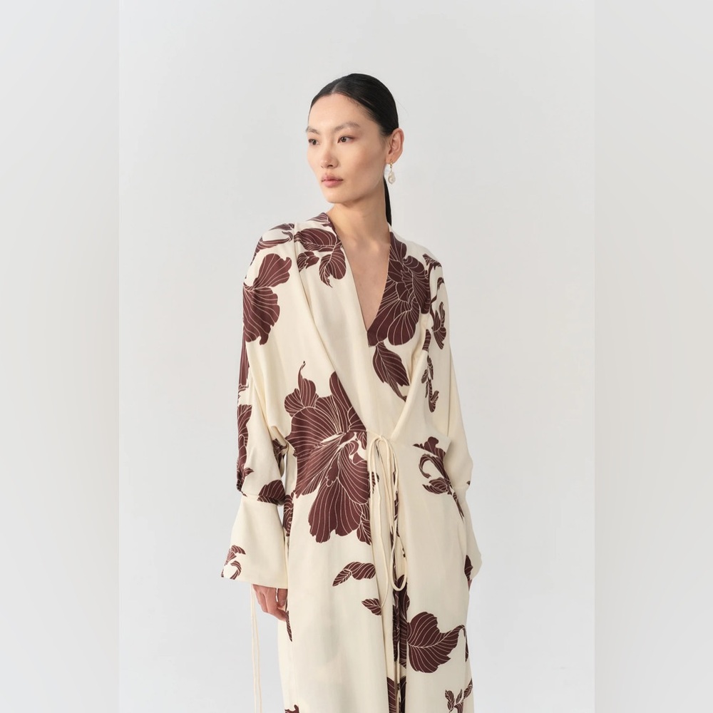 Elegant Cream and Brown Floral Midi Dress